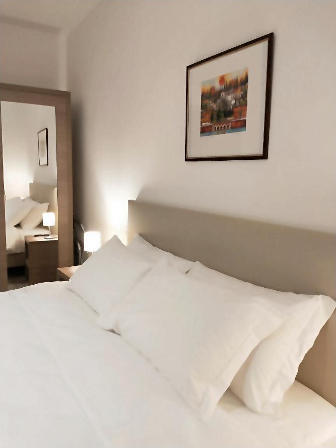 Apartment Via Poma Apartments&rooms Verona