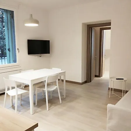 Via Poma Apartments&Rooms Verona Exterior foto