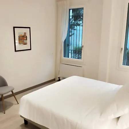 Via Poma Apartments&Rooms Verona Exterior foto