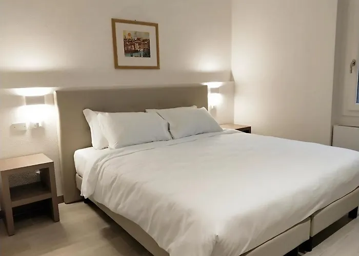 Via Poma Apartments&Rooms