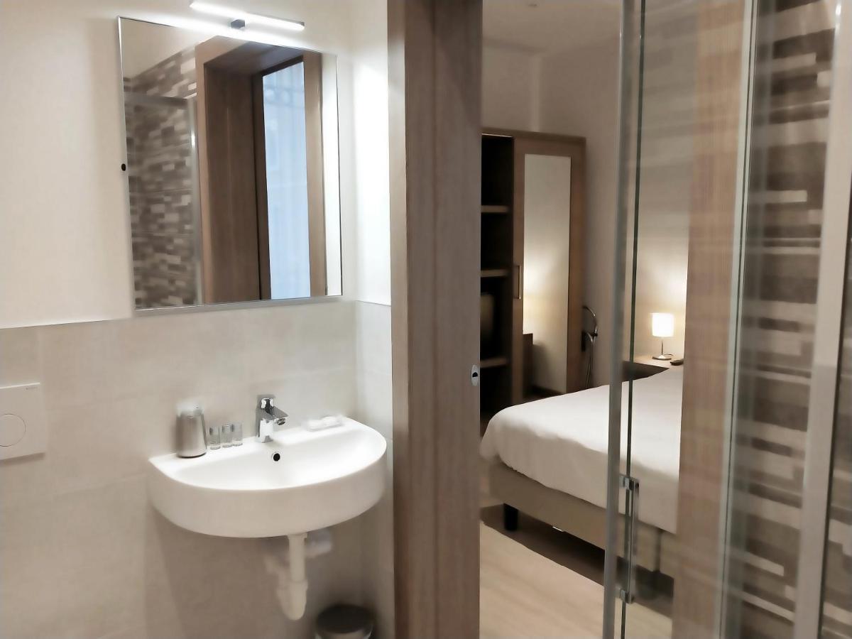 Apartment Via Poma Apartments&rooms *